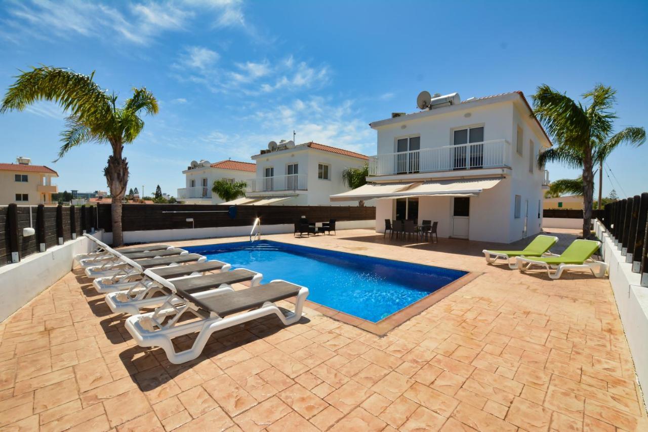 Nissi Villa Ourania Ayia Napa Exterior photo
