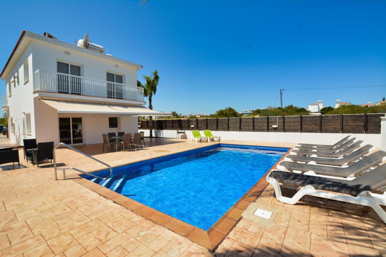 Nissi Villa Ourania Ayia Napa Exterior photo